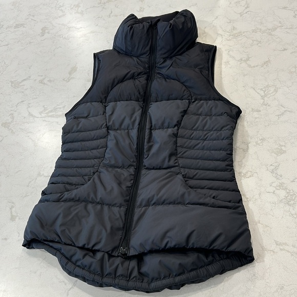 Lululemon Fluffin Awesome Vest Black Puffer Down Women’s - Picture 15 of 16